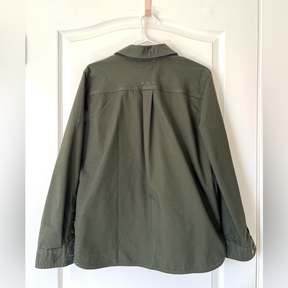 Carhartt Women’s Olive Green’s shirt - Picture 5 of 5